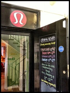 open door but photo ban at Lululemon