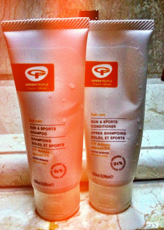 Green People Sun & Sports shampoo/conditioner