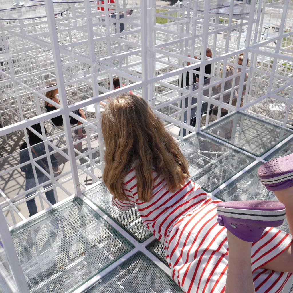 Mini and I loved climbing on the temporary structure designed by the youngest architect to accept the Serpentine's invitation