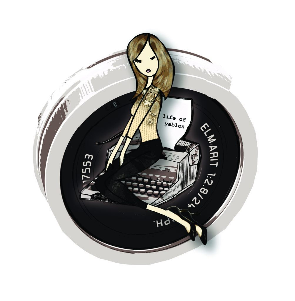 a heavenly version of me perched on my word machine inside my camera lens. GENIUS! with thanks to Atelier Bovary