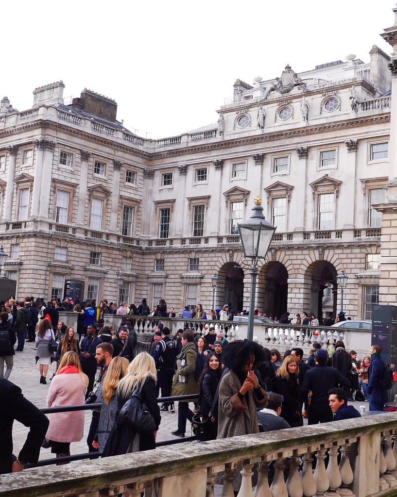 Somerset House posing as playground for the FASH MOB