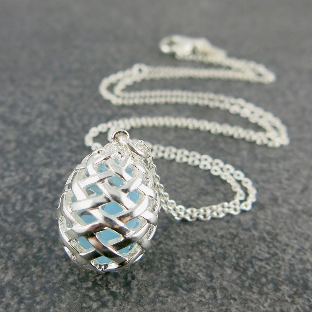 Kinnari egg pendant