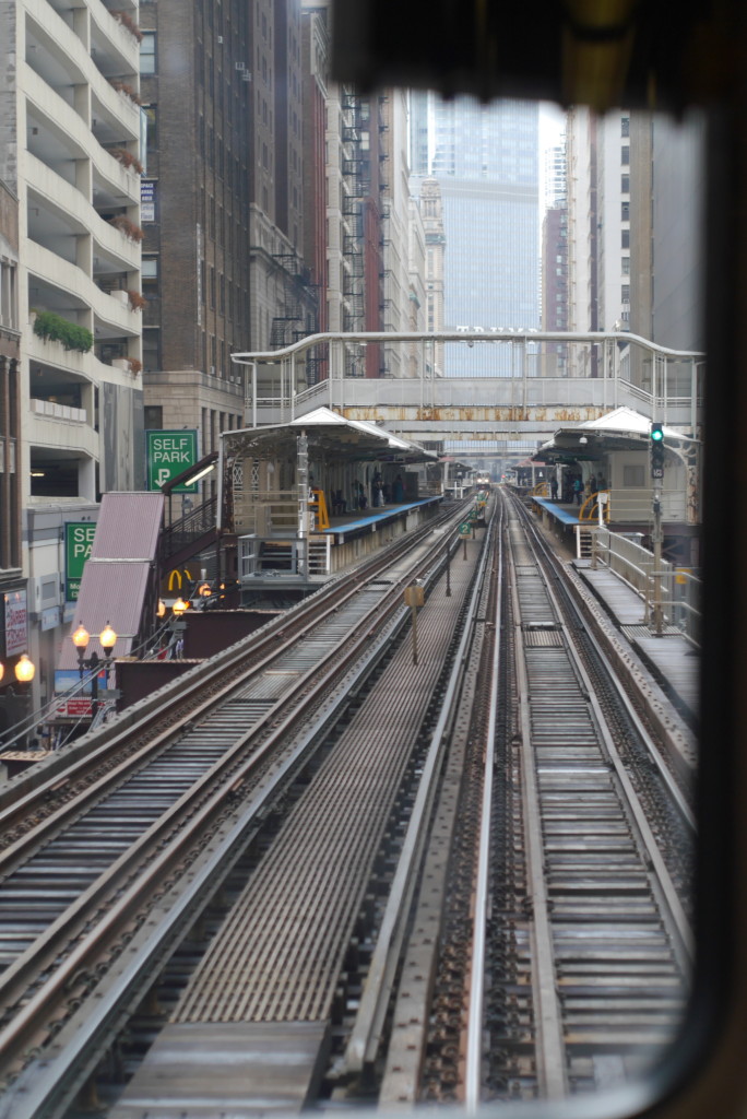 a ride (or 2) on the 'L' train as it does the loop downtown